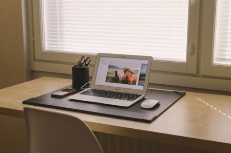 Read more about the article Workspace Romance: Fall in Love with Your Office Again by Maximising Space Efficiency
